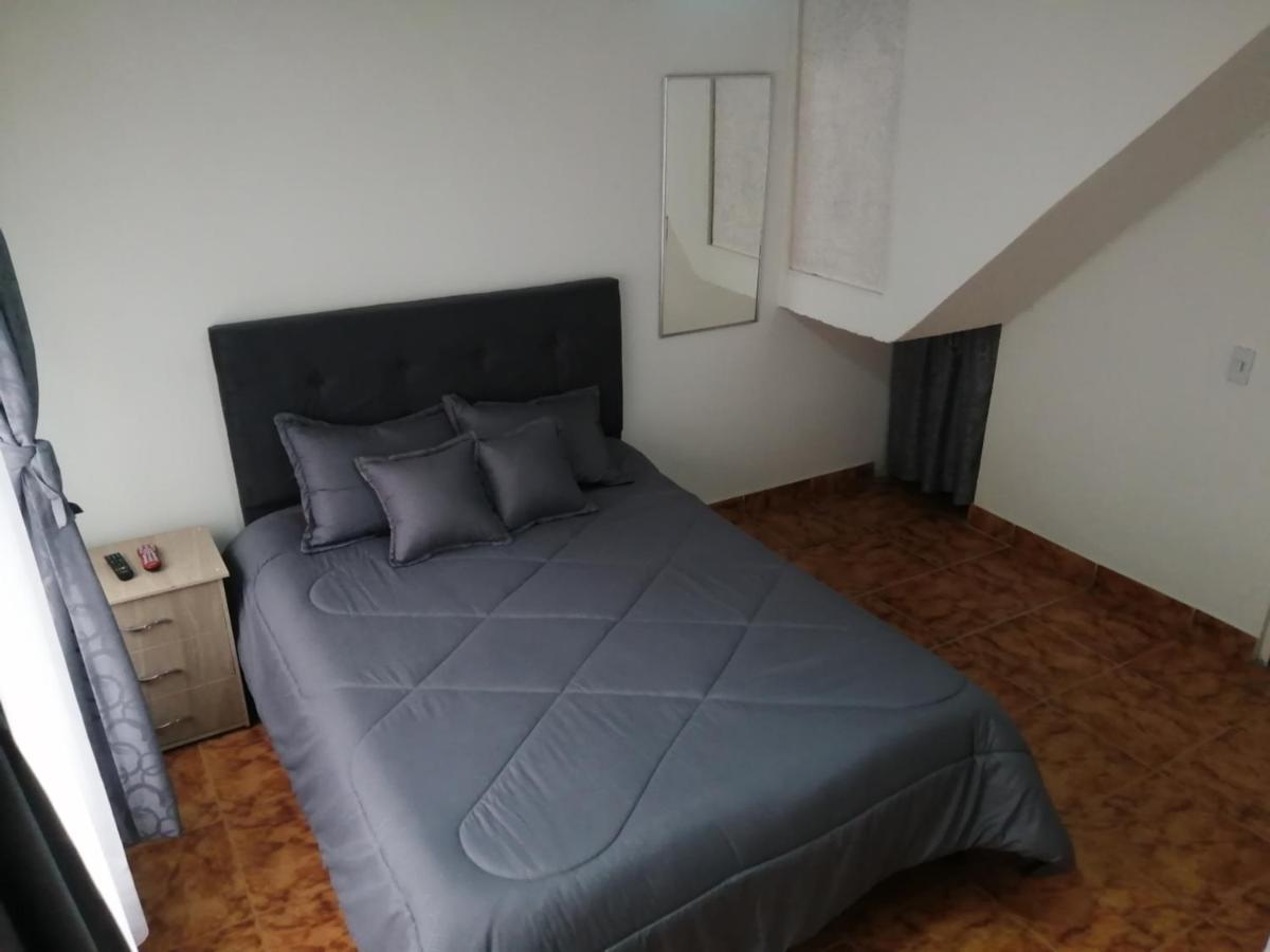 Habitacion Privada Cerca Al Aeropuerto Y Terminal Bogotá Esterno foto