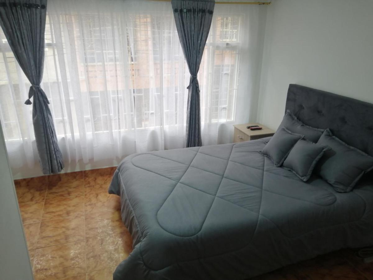 Habitacion Privada Cerca Al Aeropuerto Y Terminal Bogotá Esterno foto